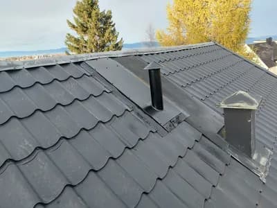 Montering av ny soilhatt på tak